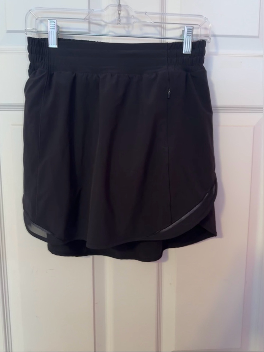 lululemon athletica Women's Black Athletic Skort with Ruffle Waist size 6 - Picture 2 of 4